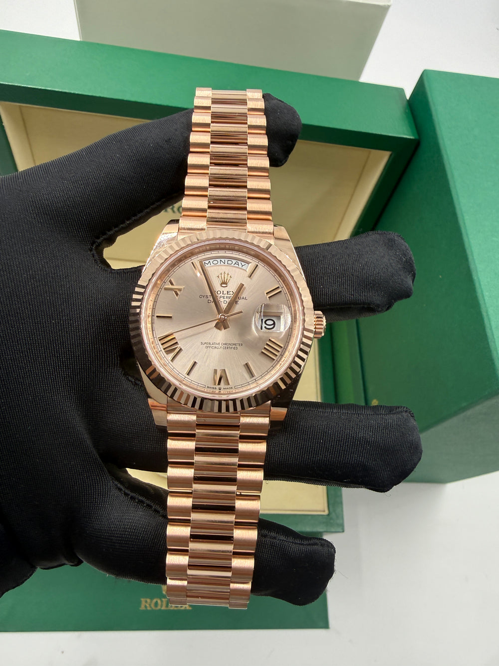 Rolex Day-Date 228235 “Sundust“ 08-2026 Fresh New